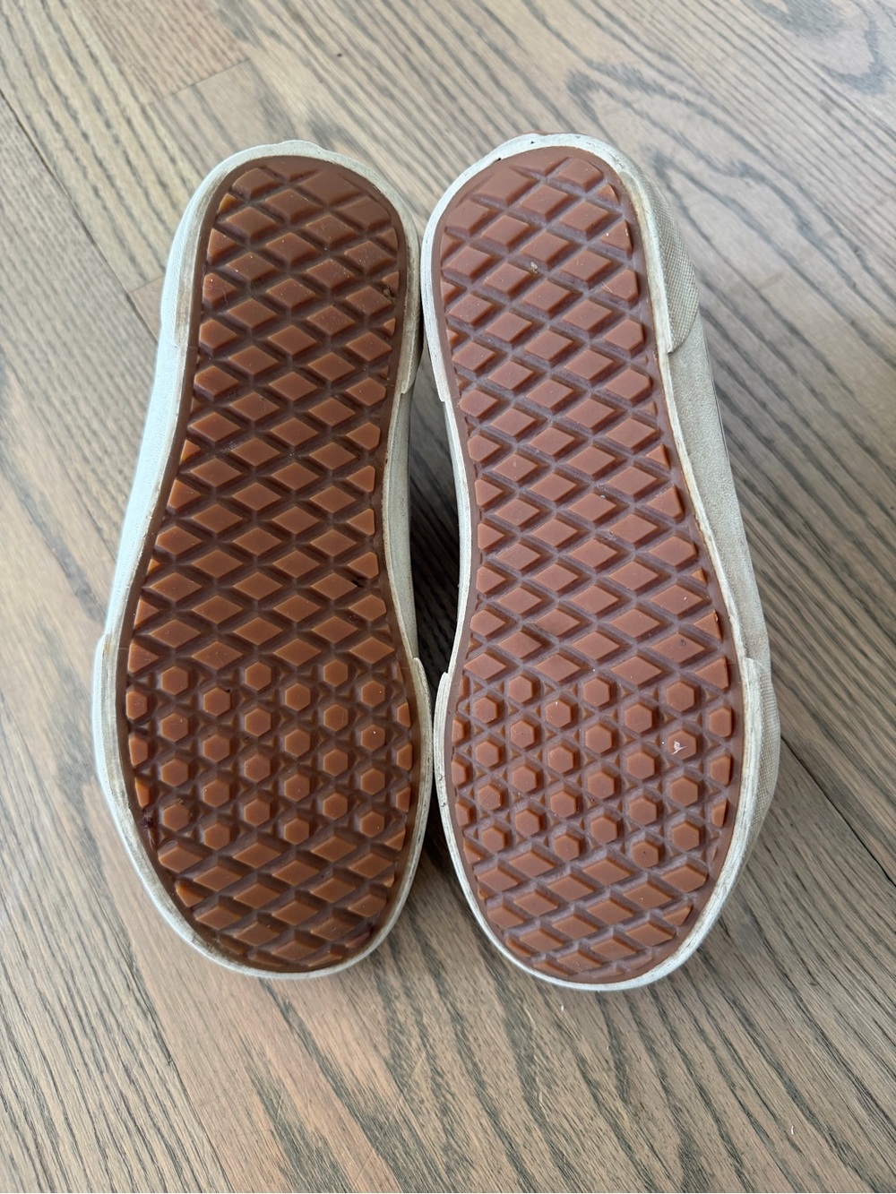 High-Top Vans - Picture 4 of 5